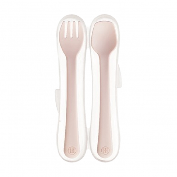 067053-Simba3471美味學習叉匙組-栗粉_工作區域 1.jpg